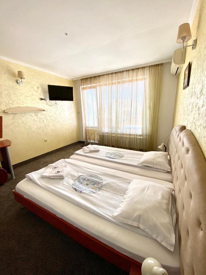 Family Hotel The Golden Fish Sozopol Extérieur photo