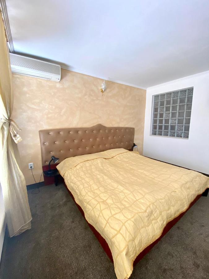 Family Hotel The Golden Fish Sozopol Extérieur photo